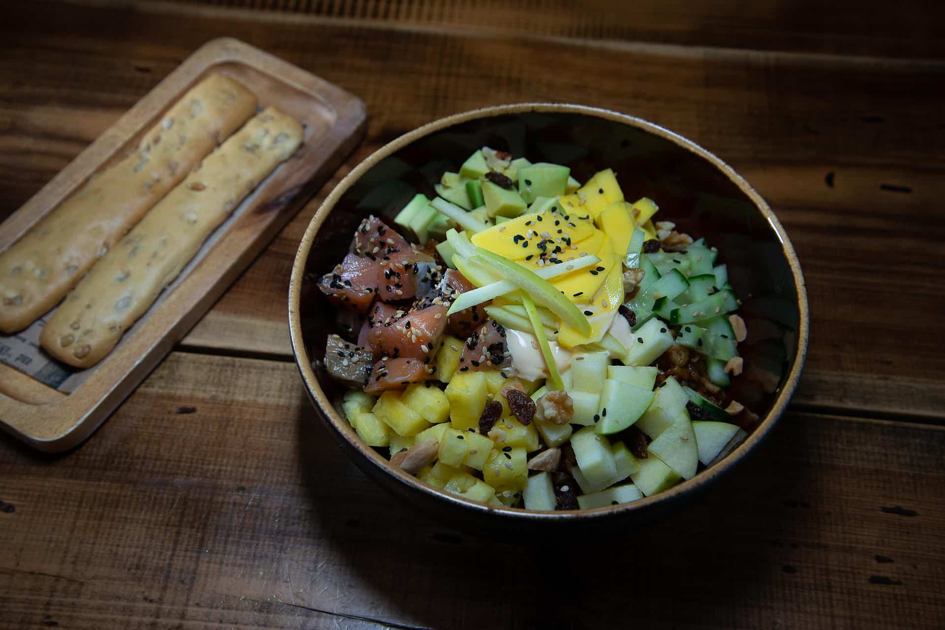 poke-bowl-salmon-02